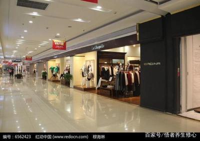 在你看來(lái)服裝貿(mào)易類商場(chǎng)實(shí)體店未來(lái)趨勢(shì)如何?